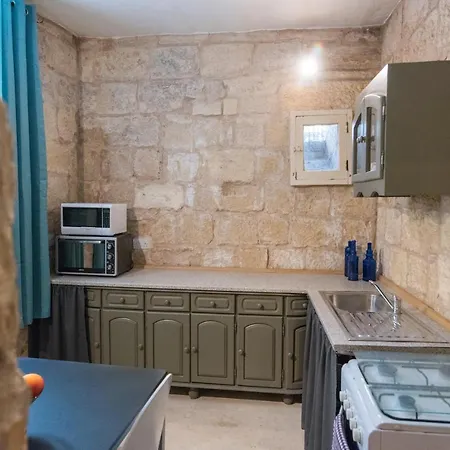 Citta Vittoriosa: In The Heart Of Apartment