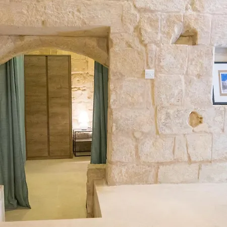 Citta Vittoriosa: In The Heart Of *