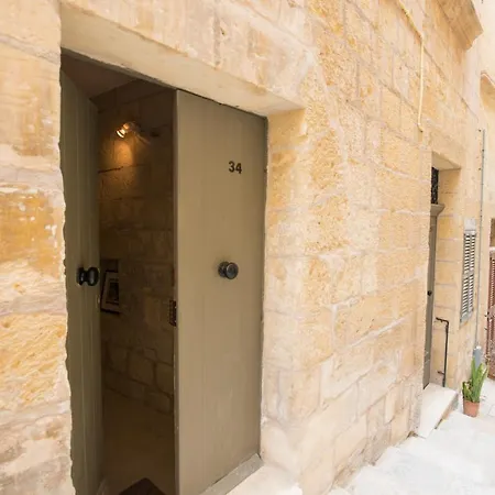 Citta Vittoriosa: In The Heart Of *