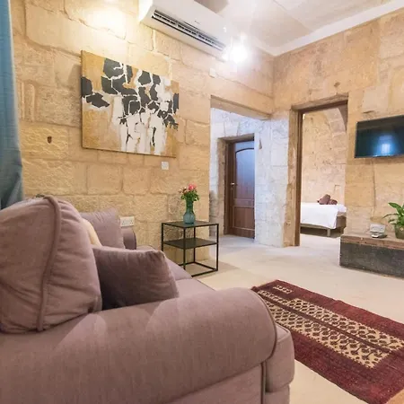 Citta Vittoriosa: In The Heart Of *