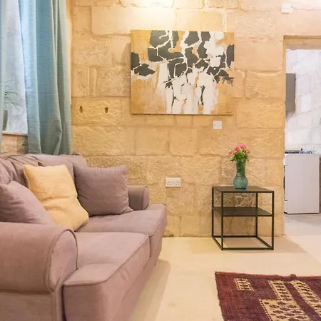 Citta Vittoriosa: In The Heart Of *